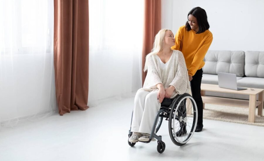 full-shot-woman-wheelchair (1)